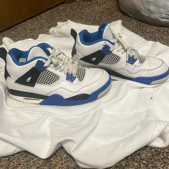 Jordan 4 Motorsport (GS) - Picture 1 of 10